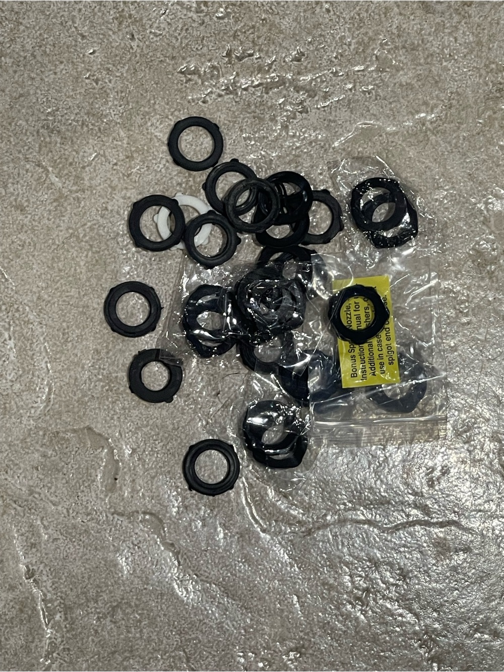 Black Rubber Washers for  Garden Hoses - Pack of Small Washers